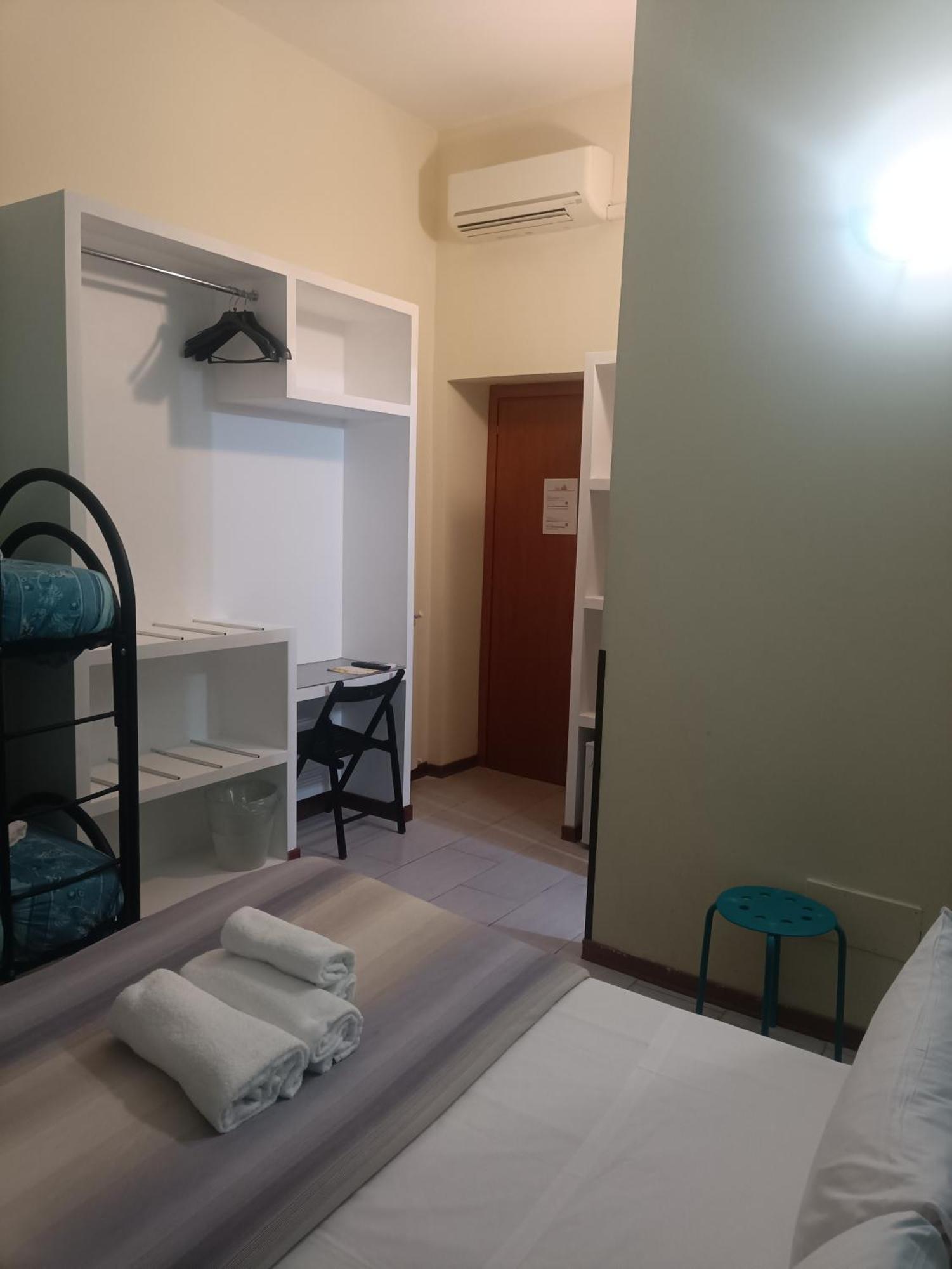 Enjoy Roma Bed and Breakfast Εξωτερικό φωτογραφία