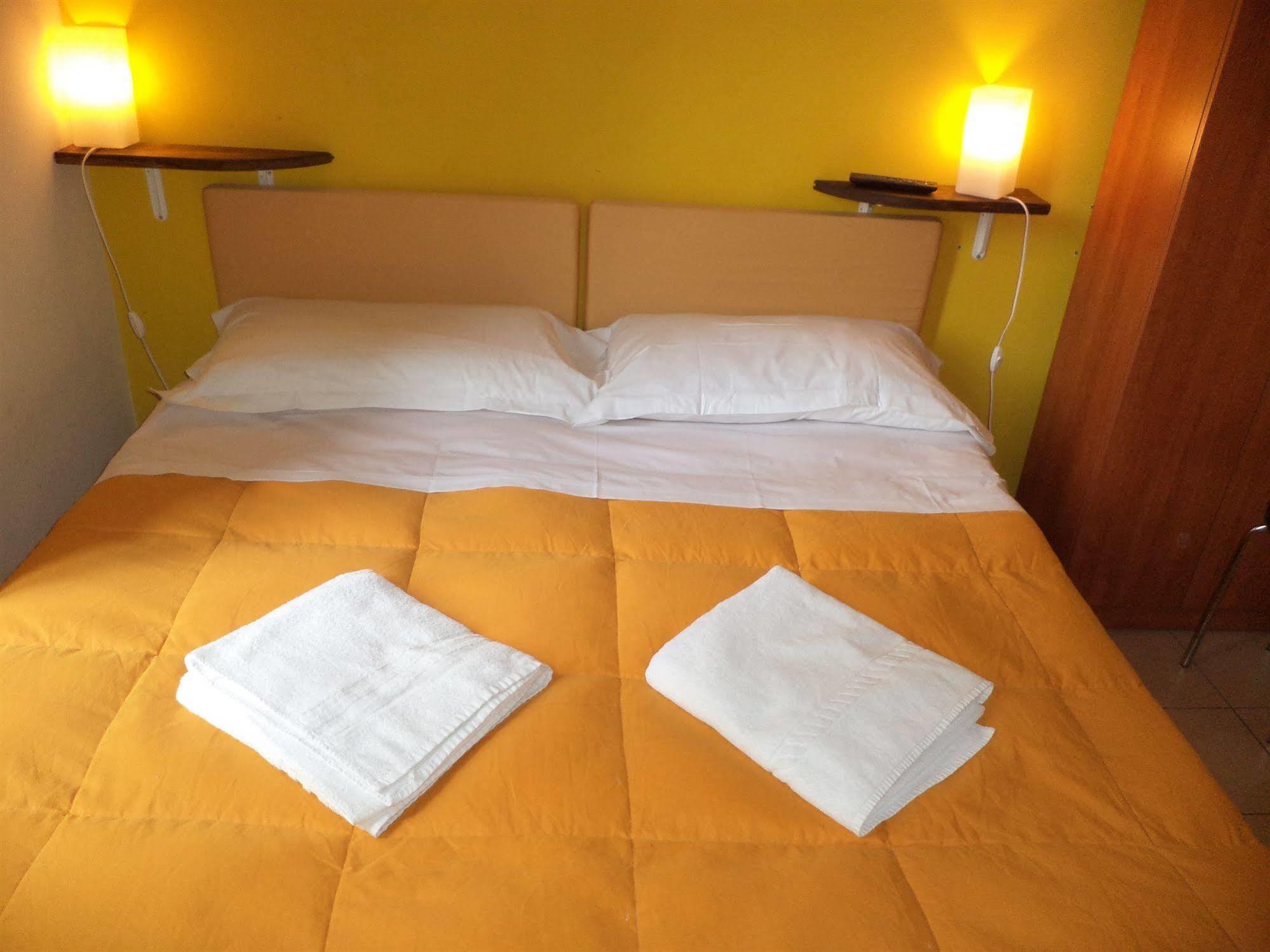 Enjoy Roma Bed and Breakfast Εξωτερικό φωτογραφία