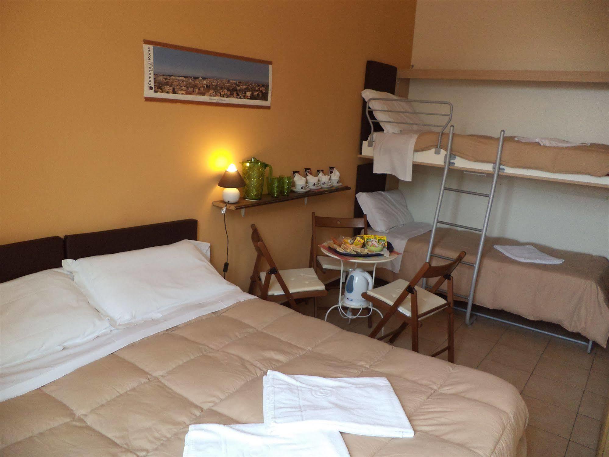 Enjoy Roma Bed and Breakfast Εξωτερικό φωτογραφία