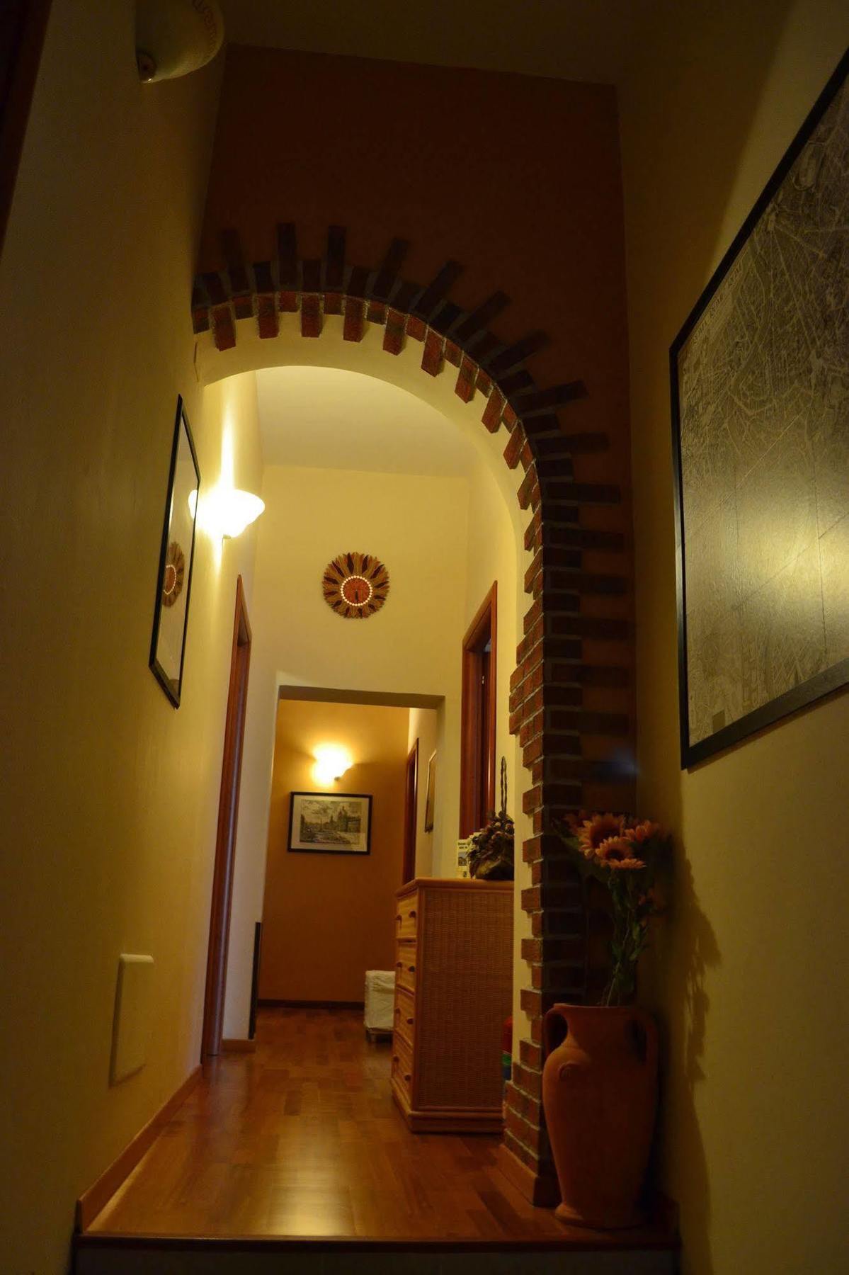 Enjoy Roma Bed and Breakfast Εξωτερικό φωτογραφία